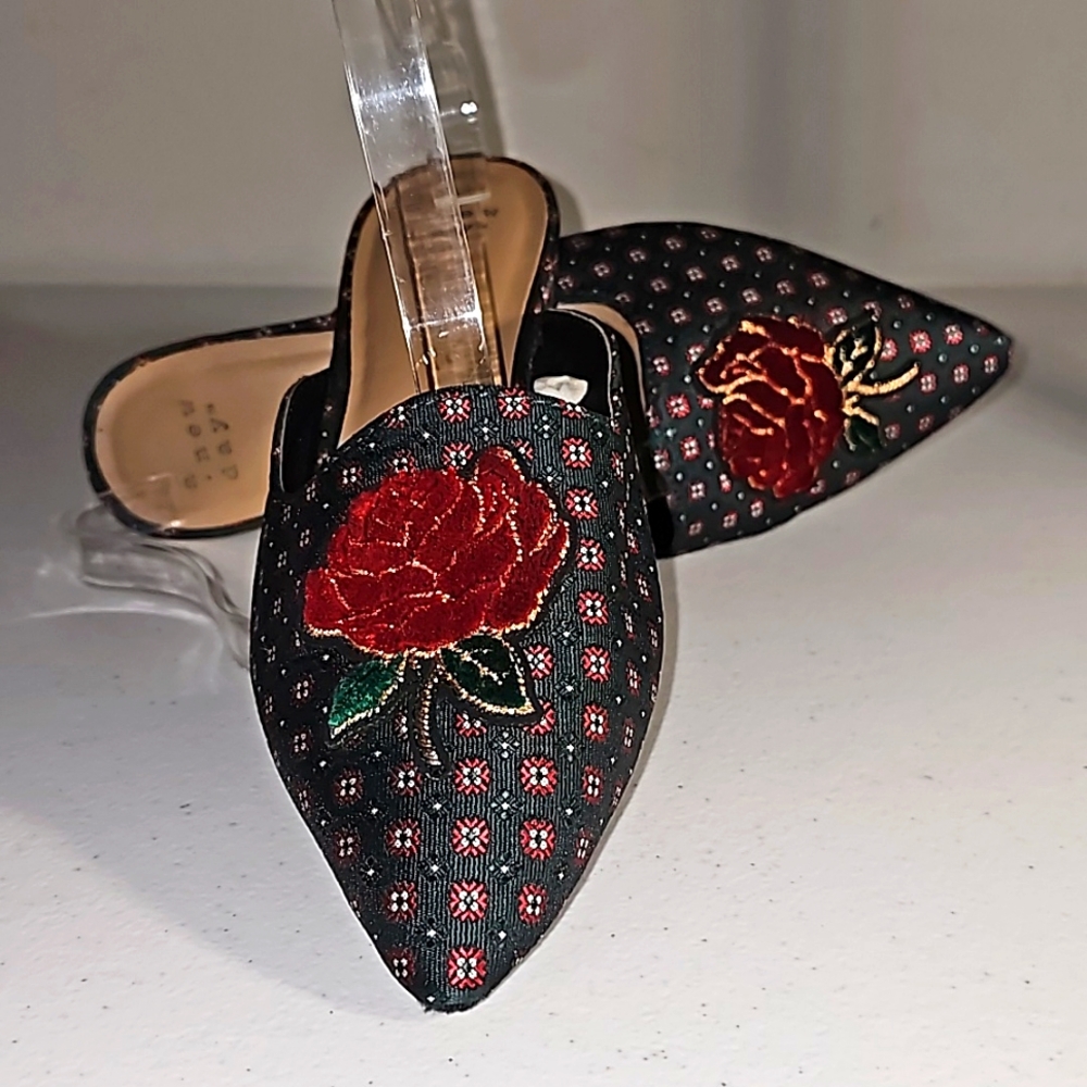 a new day dark green Pointed Toe Mules with Red Rose Embroidery